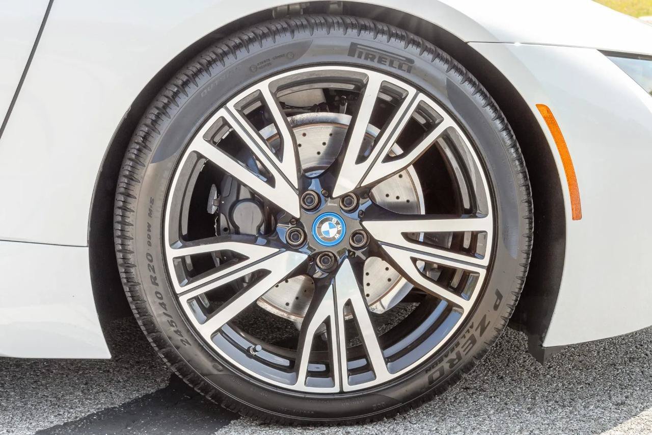 Used 2014 BMW i8 AWD/4WD image 13