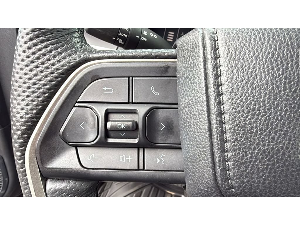 Certified 2024 Toyota Tacoma SR5 AWD/4WD image 27