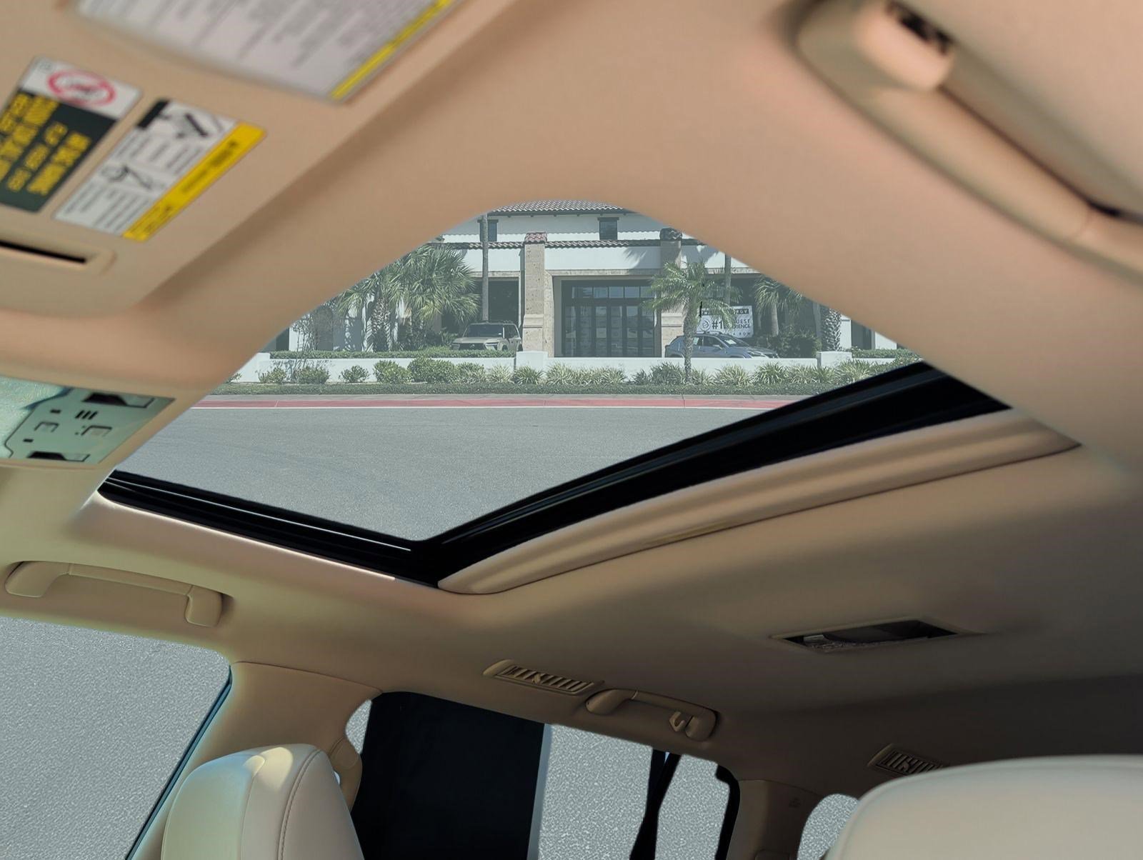 Certified 2021 Lexus LX 570 4WD w/ Luxury Package image 21