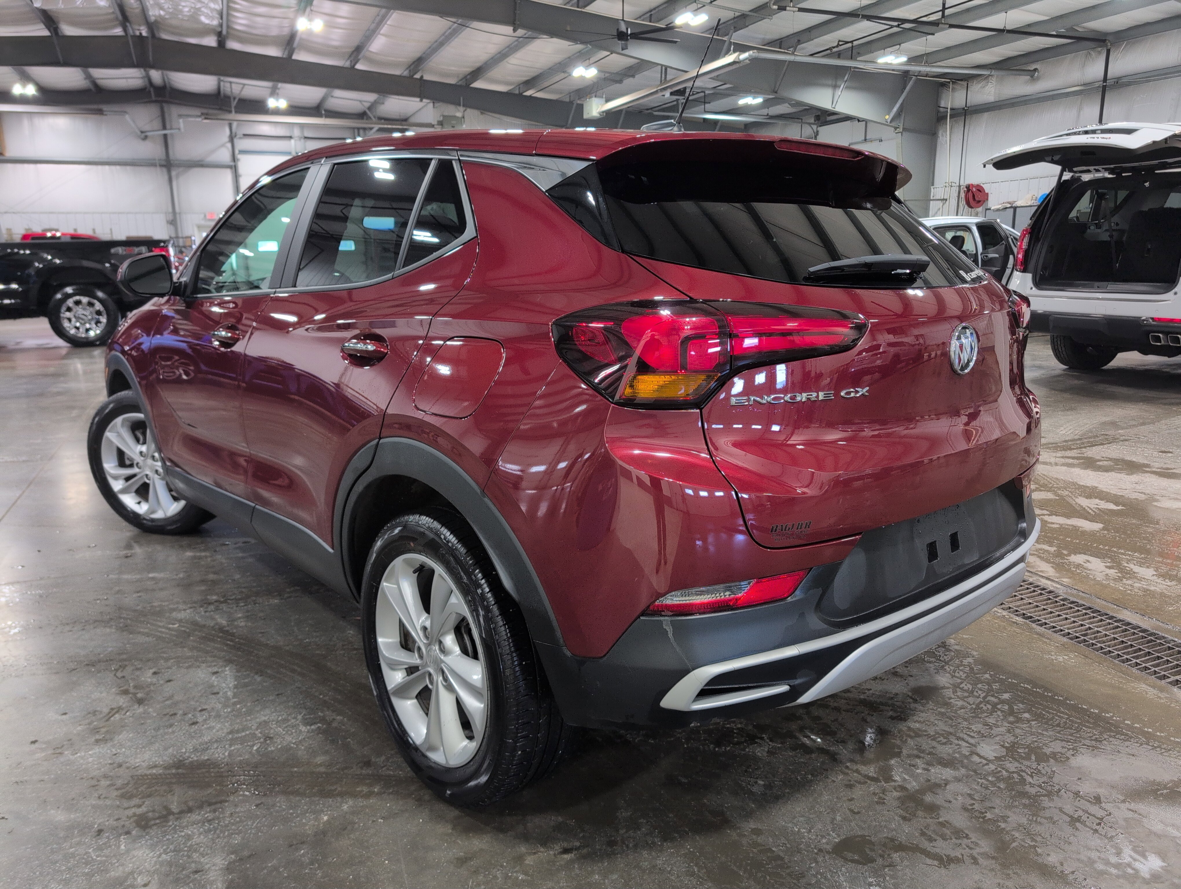 Used 2023 Buick Encore GX Preferred image 4