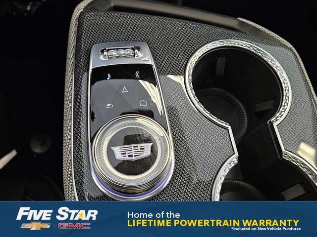 New 2025 Cadillac Optiq Luxury 1 image 25