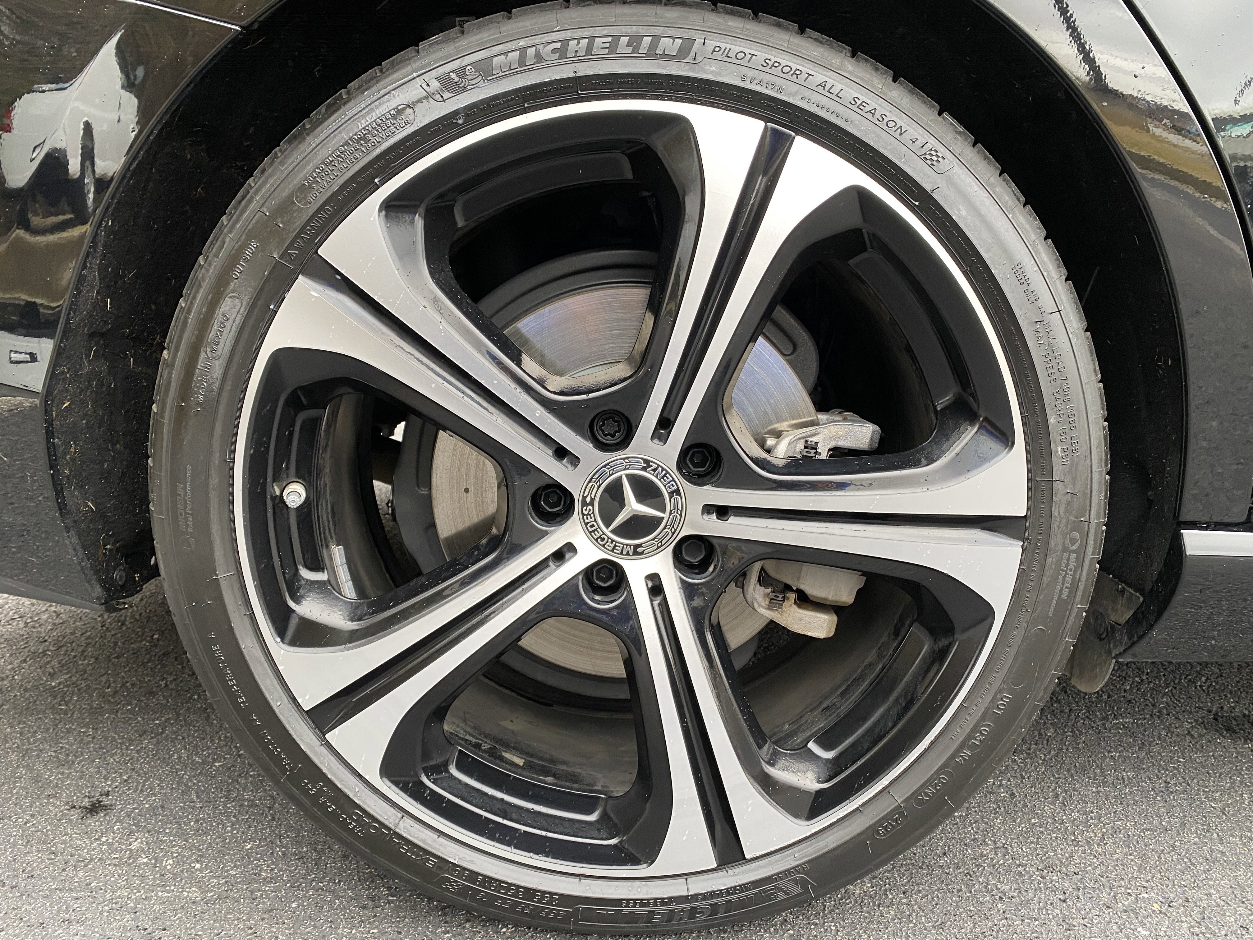 Used 2024 Mercedes-Benz C 300 C 300 image 40