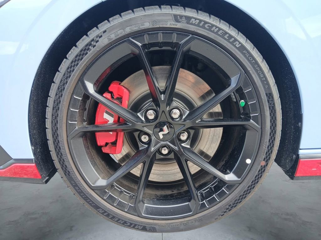 New 2026 Hyundai Elantra N FWD image 14
