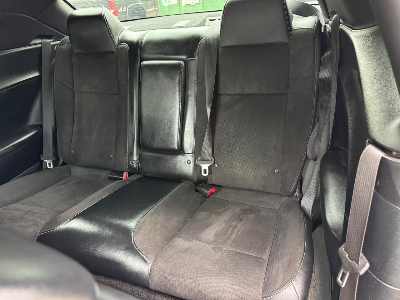 Used 2015 Dodge Challenger R/T Plus RWD image 13