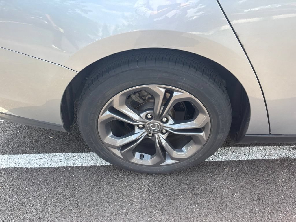 Certified 2023 Honda Accord EX image 8