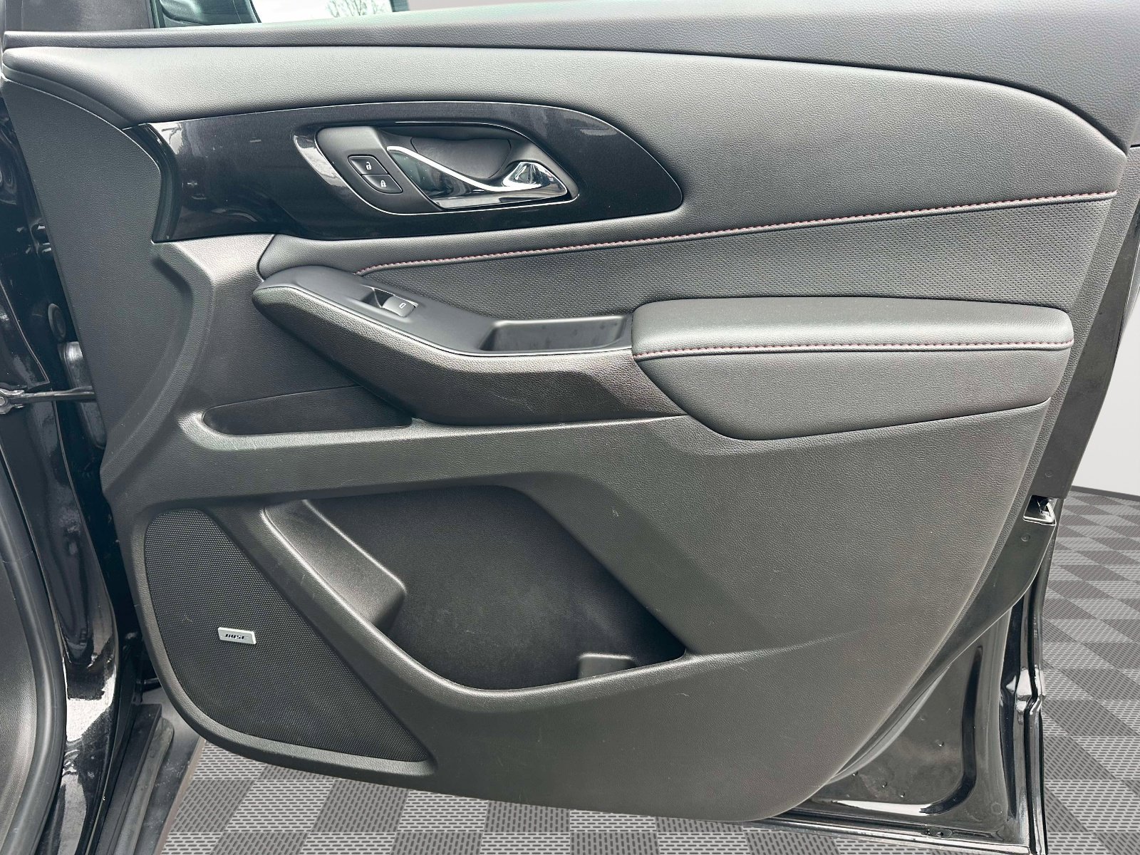 Certified 2023 Chevrolet Traverse RS image 27