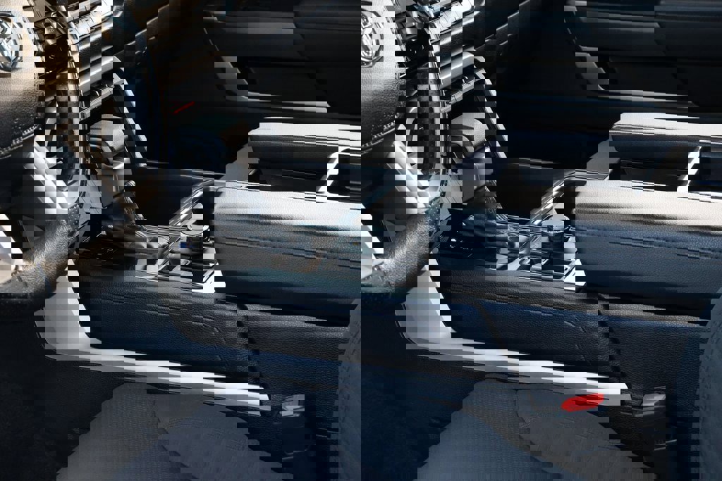 Used 2022 Toyota Tundra SR5 w/ SR5 Convenience Package image 15