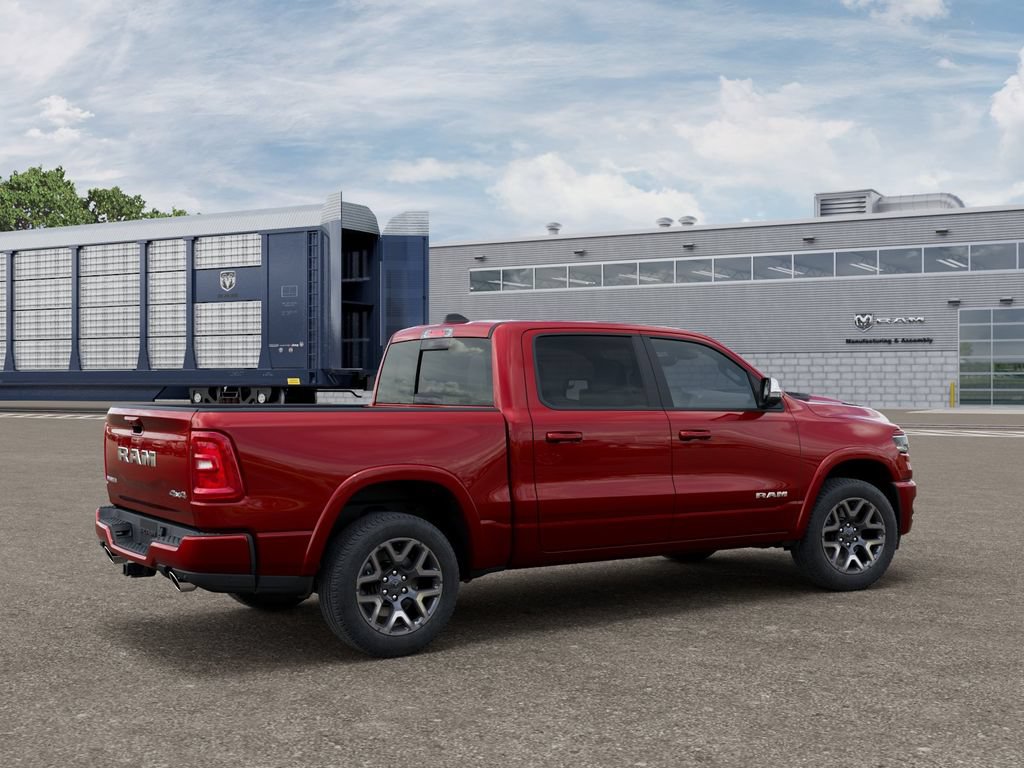 New 2026 RAM 1500 Laramie AWD/4WD image 4
