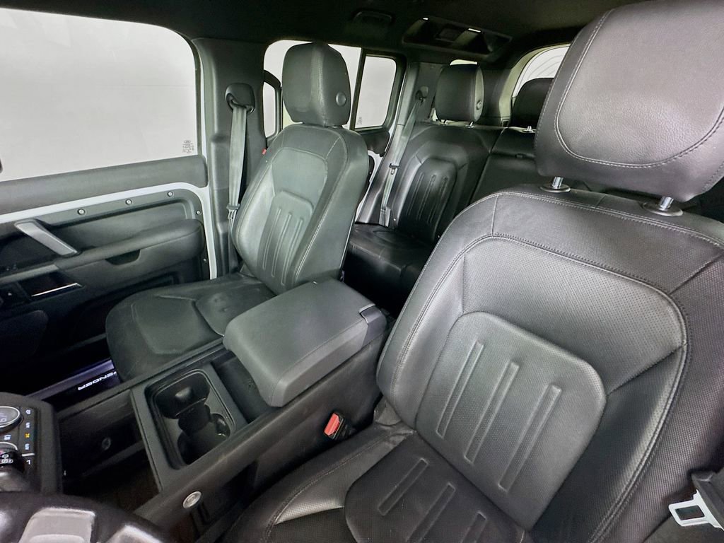 Used 2021 Land Rover Defender 110 X-Dynamic SE AWD/4WD image 21