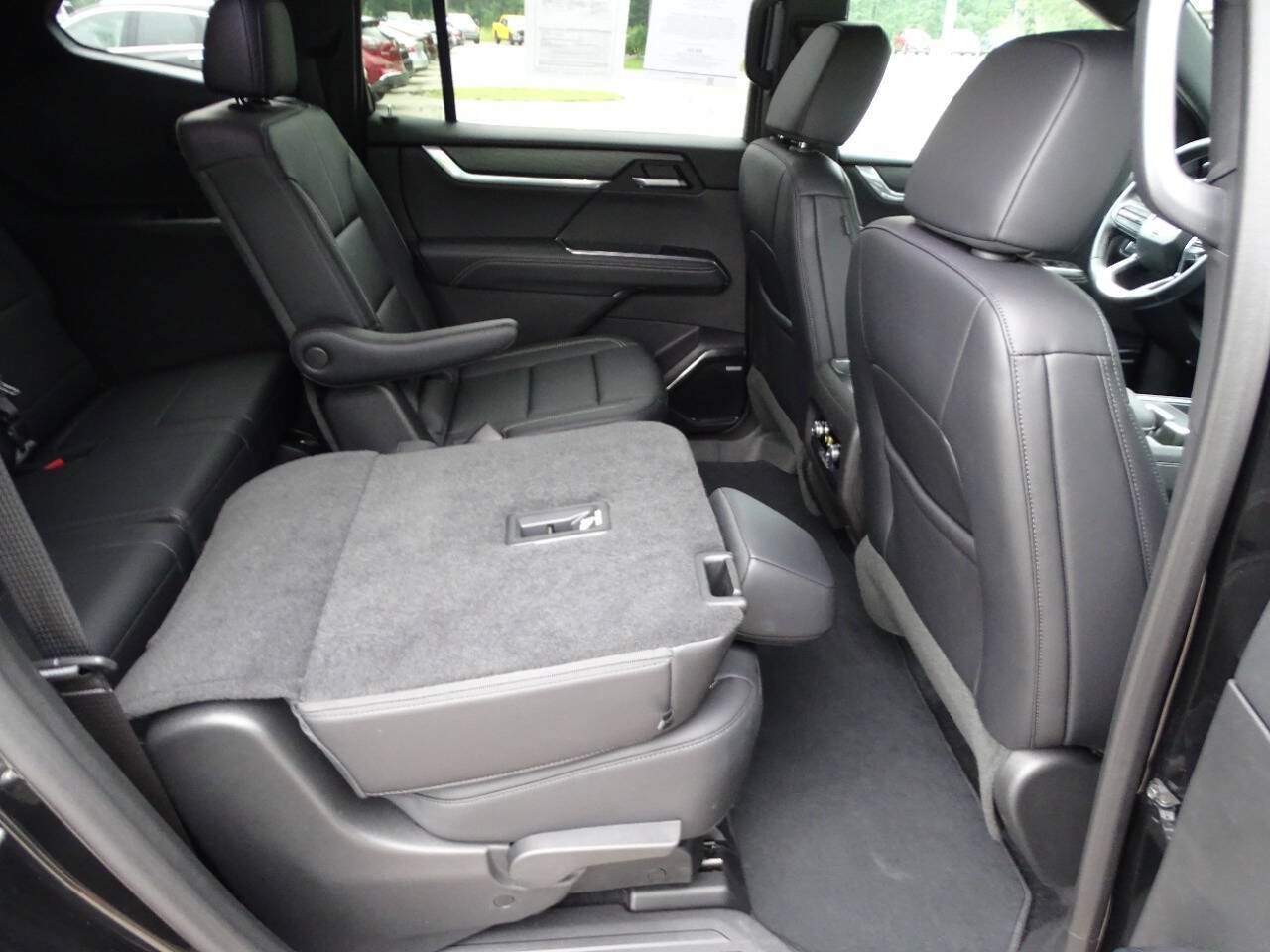 Used 2025 GMC Acadia AWD Elevation w/ Elevation Premium Package image 45