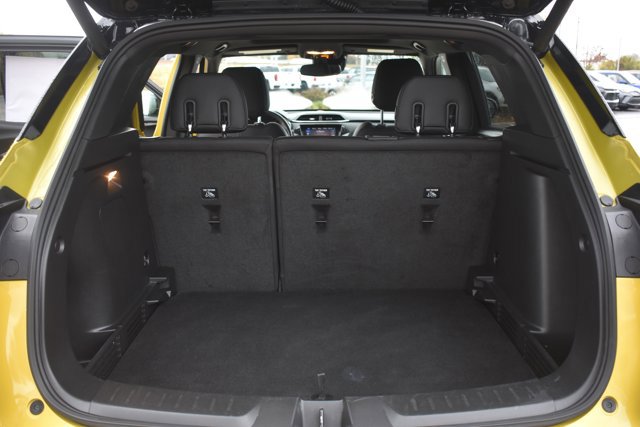 Used 2023 Chevrolet TrailBlazer RS w/ Sun and Liftgate Package image 18