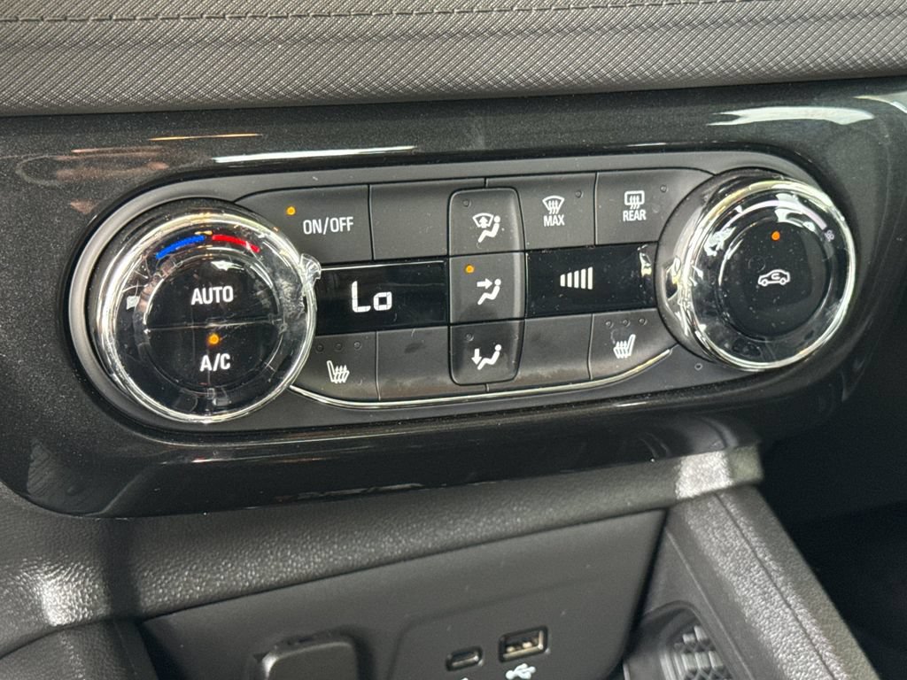 Used 2026 Chevrolet TrailBlazer LT w/ Convenience Package AWD/4WD image 21