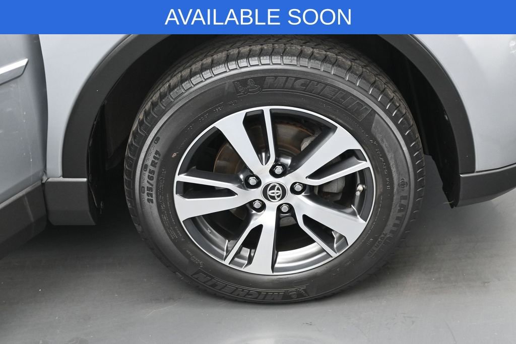 Used 2018 Toyota RAV4 XLE w/ Plus Extra Value Package AWD/4WD image 34