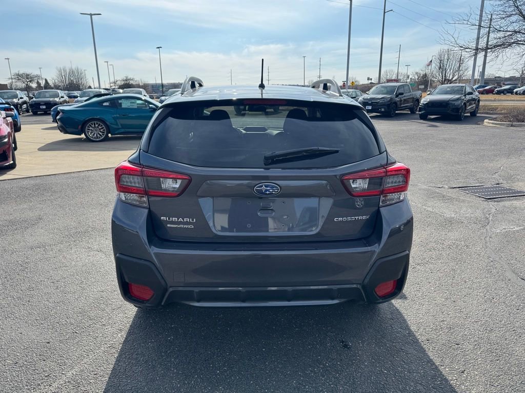 Used 2023 Subaru Crosstrek 2.0i image 3