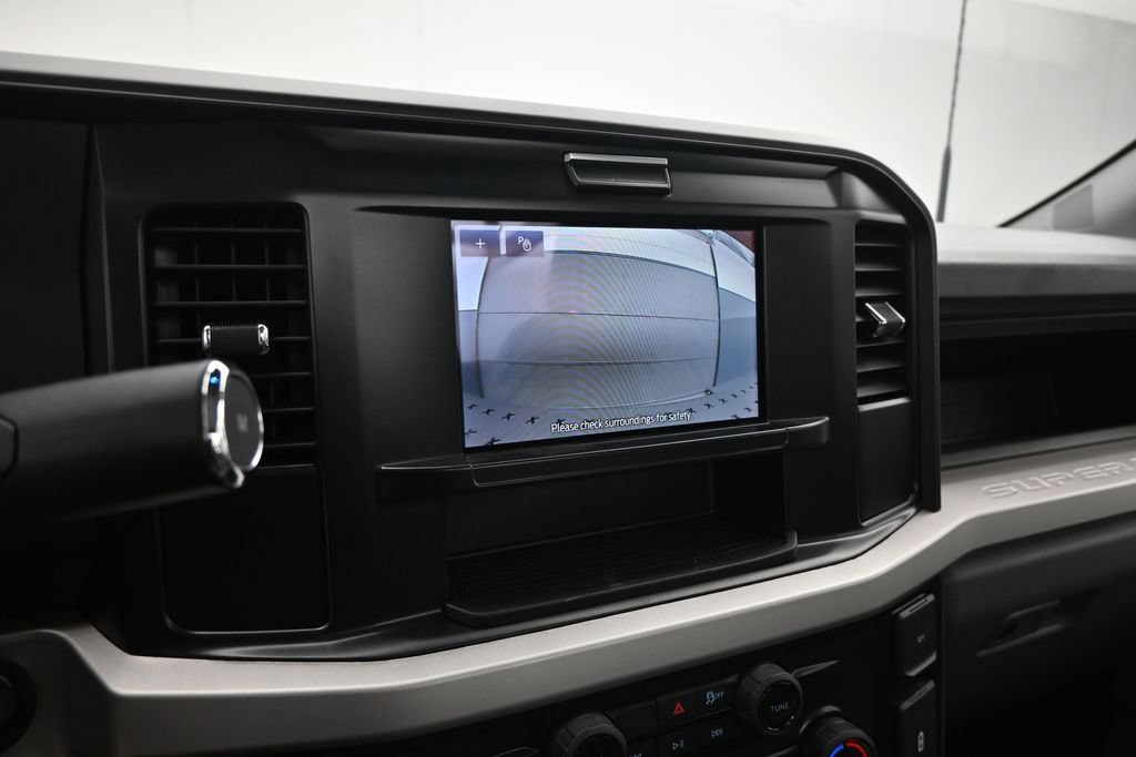 New 2025 Ford F450 XL w/ XL Chrome Package RWD image 13