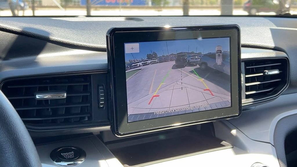 Used 2024 Ford Explorer XLT image 26