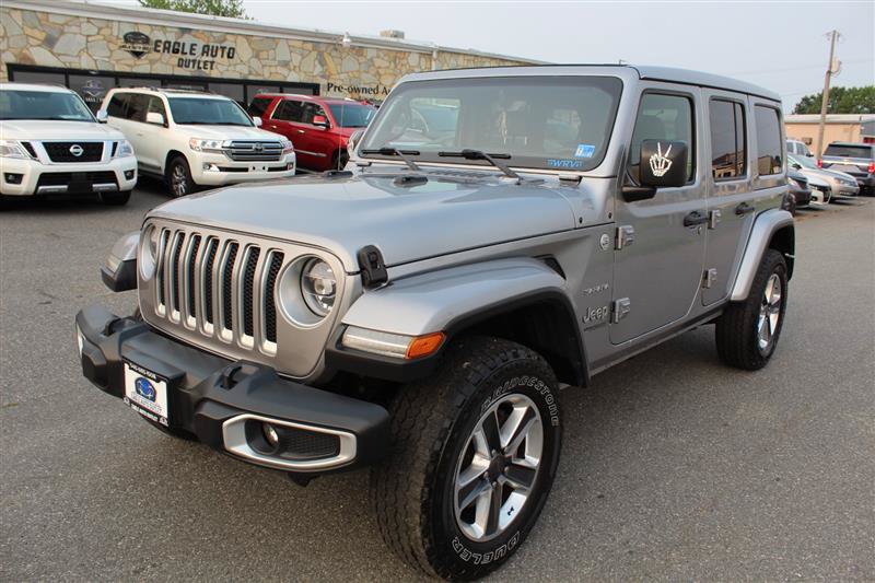 Used 2019 Jeep Wrangler Unlimited Sahara AWD/4WD image 3