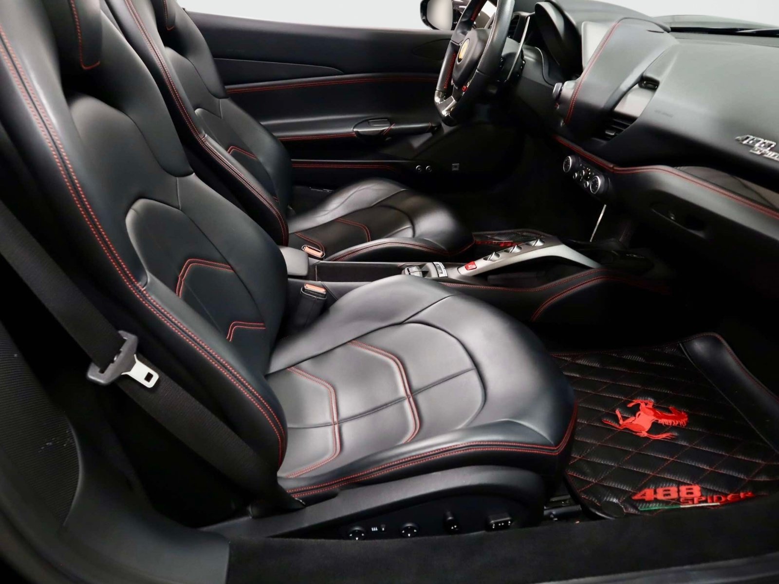 Certified 2019 Ferrari 488 Spider RWD image 16
