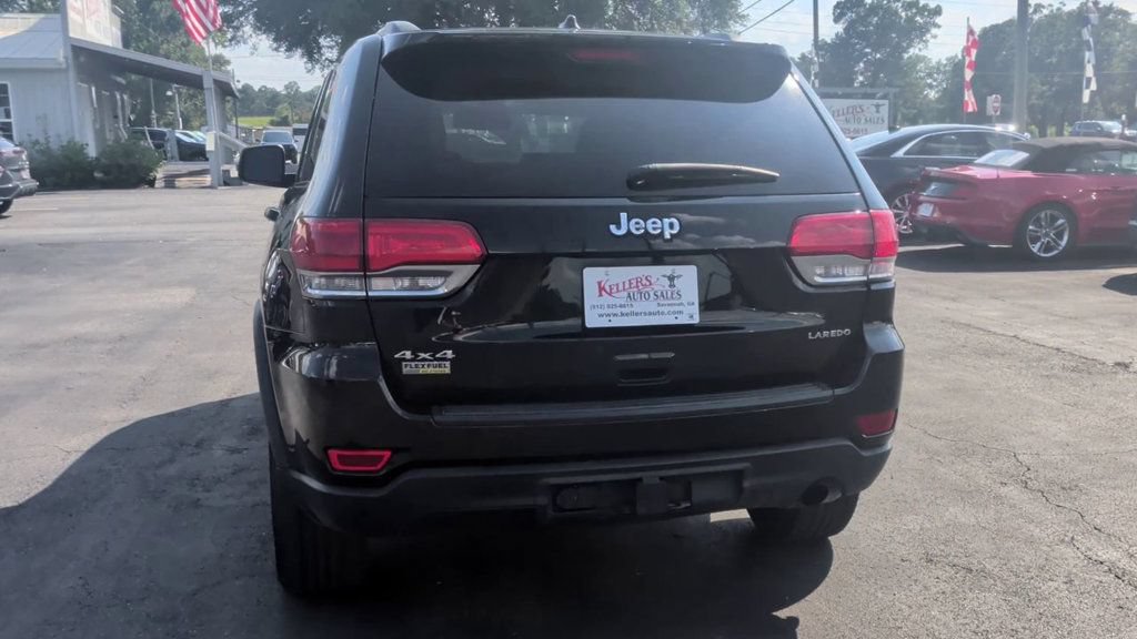 Used 2015 Jeep Grand Cherokee Laredo w/ Quick Order Package 23E AWD/4WD image 7