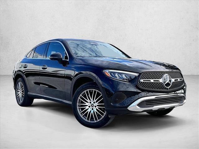 Used 2025 Mercedes-Benz GLC 300 4MATIC image 12