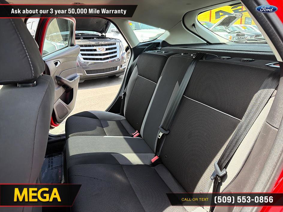 Used 2014 Ford Focus SE FWD image 13