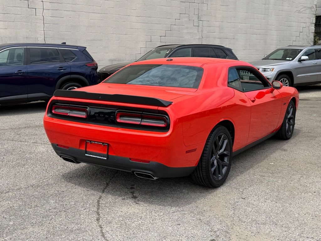 Used 2023 Dodge Challenger R/T w/ Blacktop Package RWD image 6