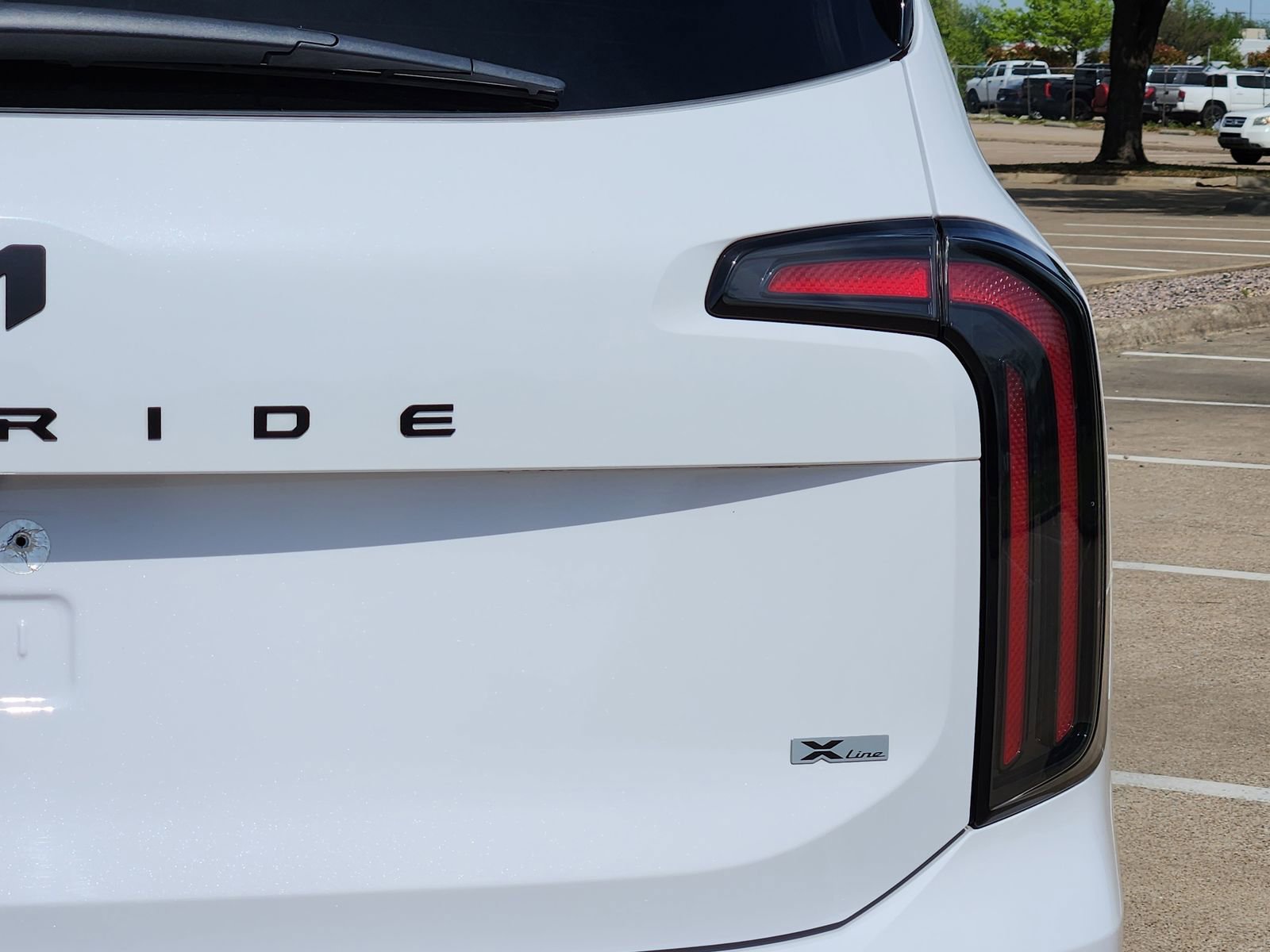 Used 2025 Kia Telluride EX X-Line image 16