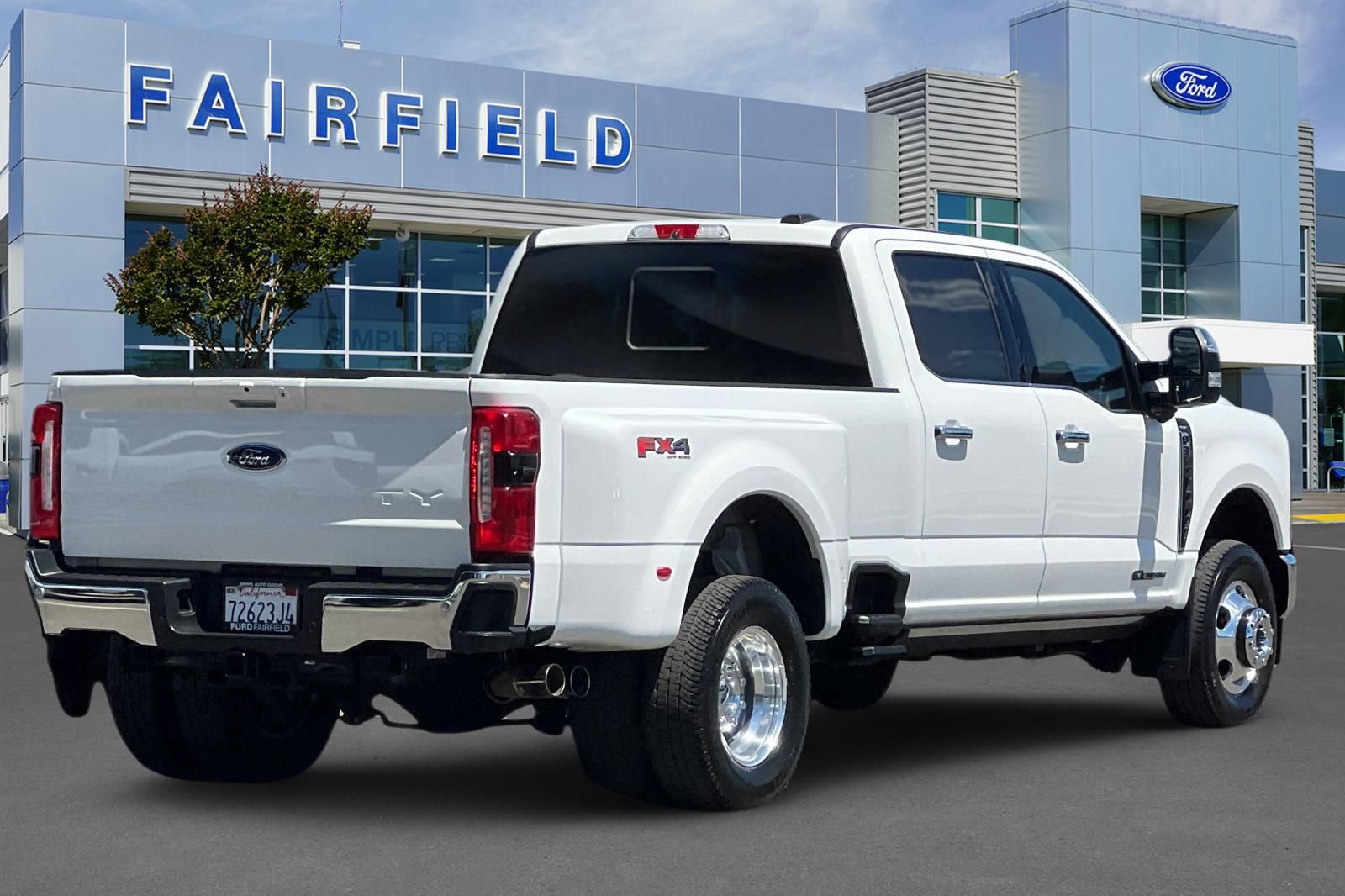 Certified 2026 Ford F350 Lariat w/ Lariat Ultimate Package AWD/4WD image 2