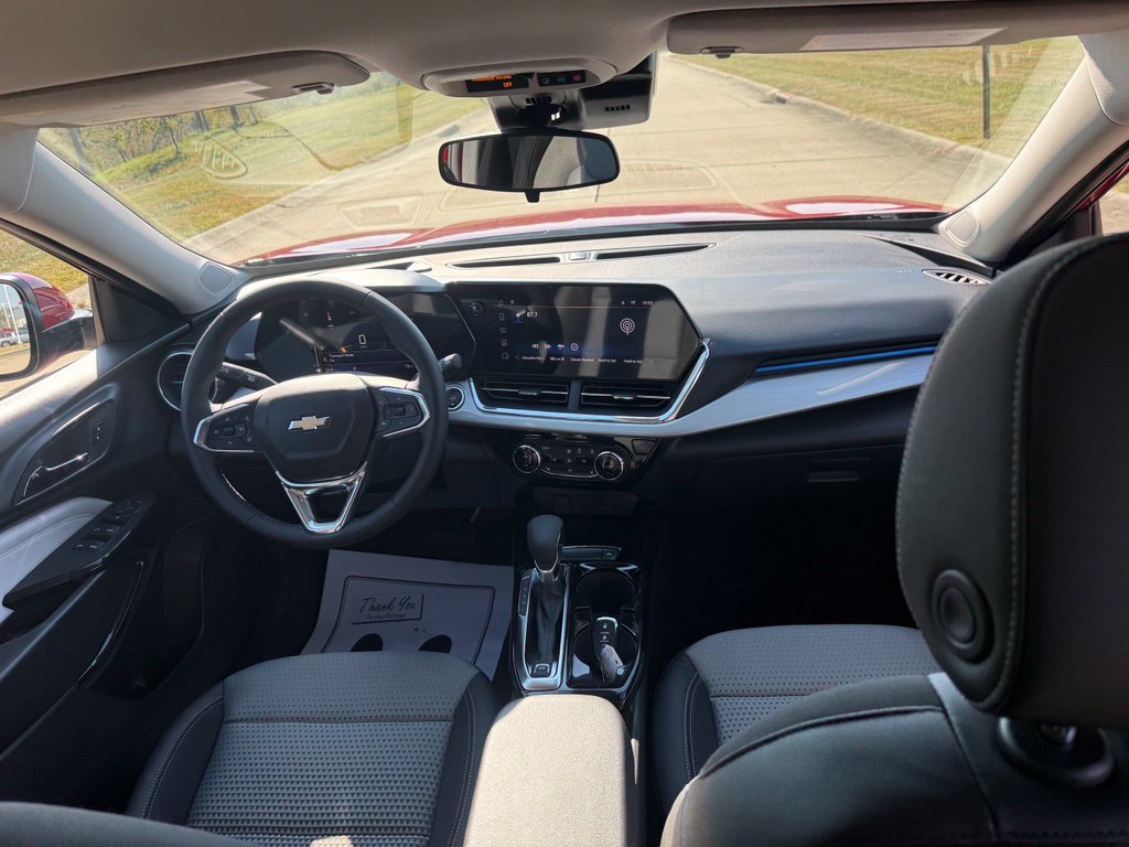 New 2026 Chevrolet Trax LT w/ Driver Confidence Package FWD image 19
