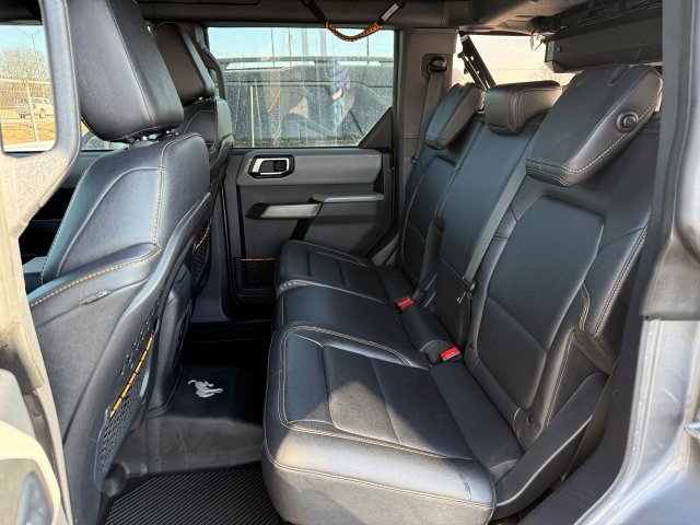 Used 2021 Ford Bronco Badlands w/ Sasquatch Package image 18