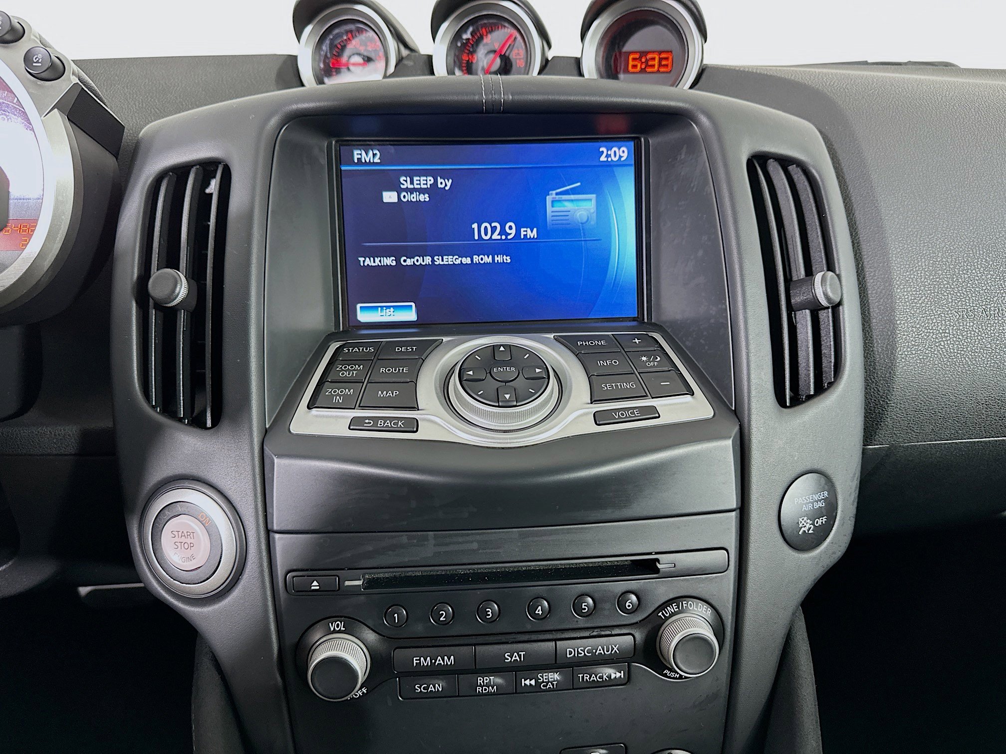 Used 2018 Nissan 370Z Touring Sport image 21