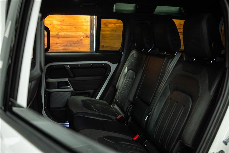 Used 2021 Land Rover Defender 110 S image 10