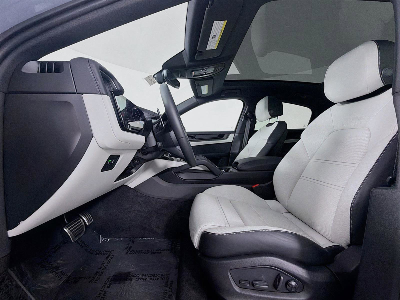 New 2026 Porsche Cayenne S image 5