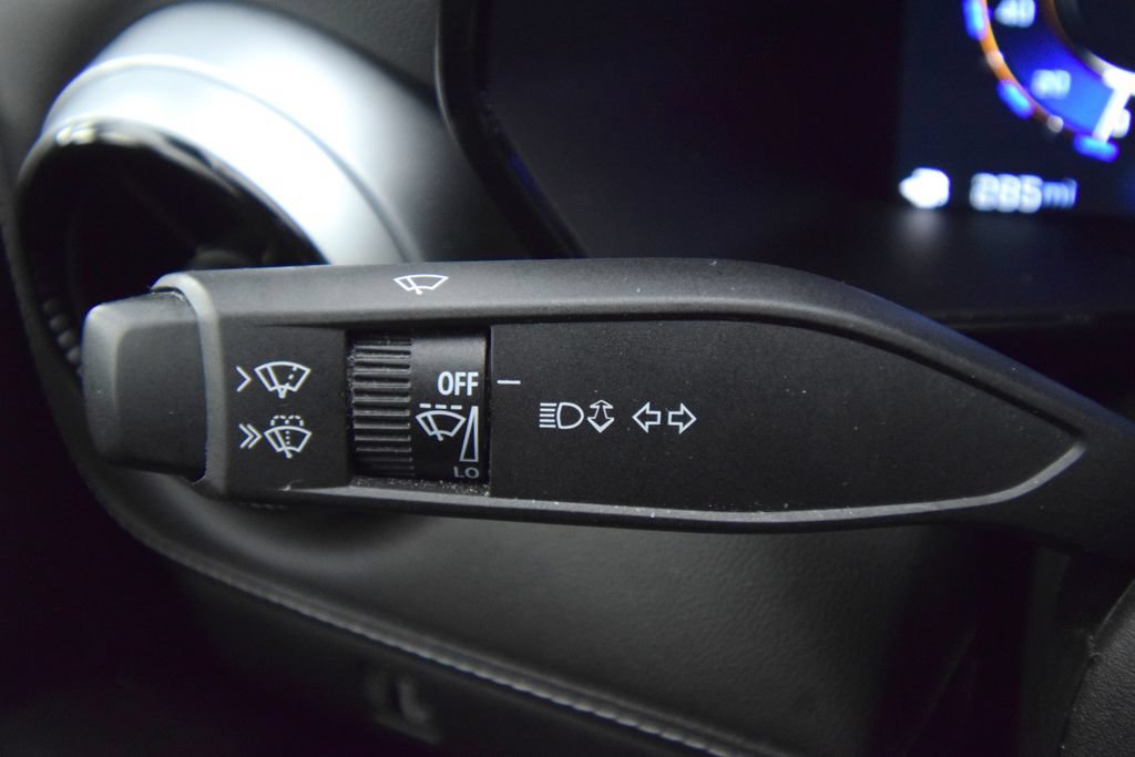 Used 2024 Chevrolet Colorado LT w/ LT Convenience Package RWD image 36