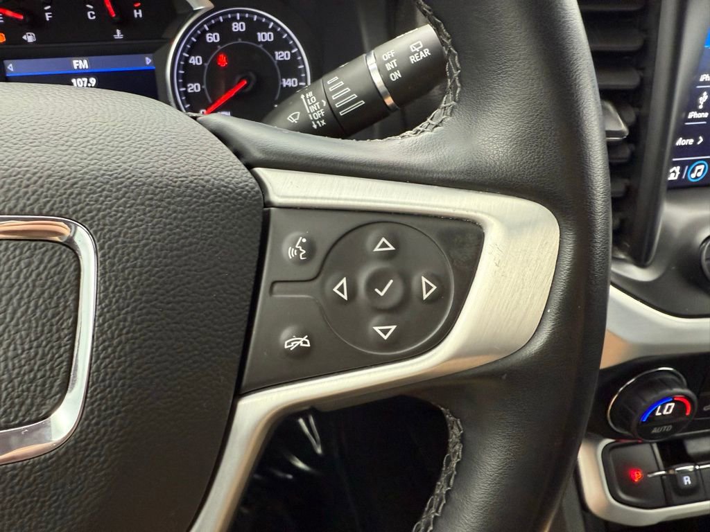 Used 2023 GMC Acadia SLT image 43