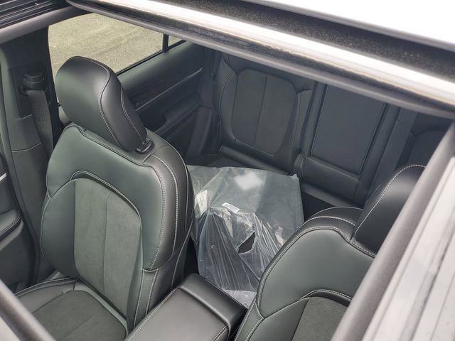 New 2026 Jeep Grand Cherokee Altitude AWD/4WD image 35