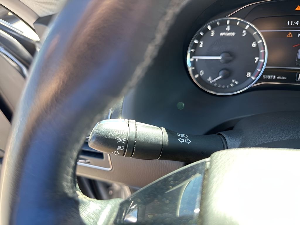 Used 2023 INFINITI QX80 Luxe w/ Cargo Package image 32