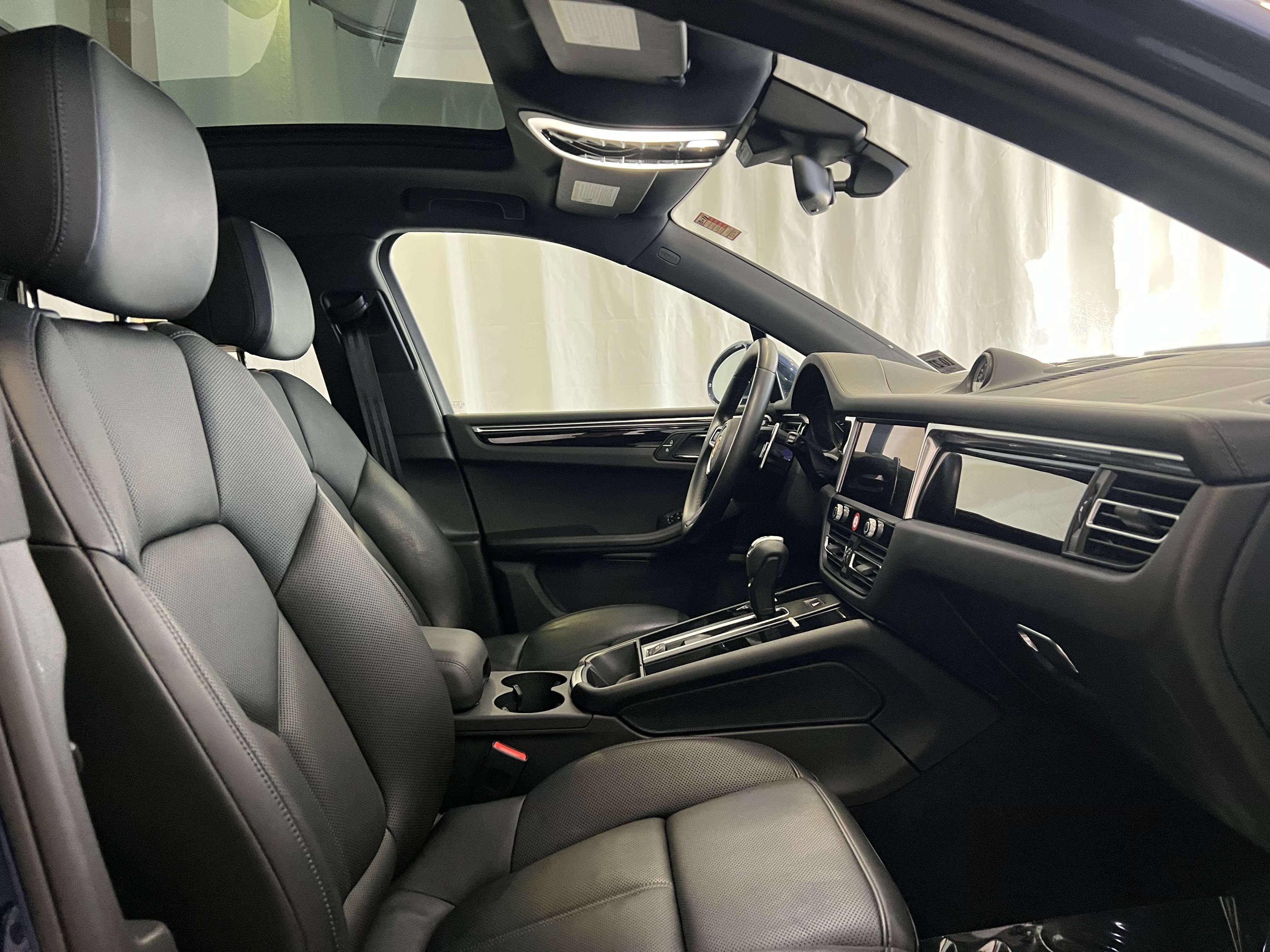 Certified 2023 Porsche Macan S image 16