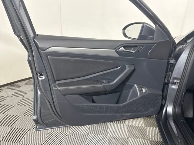 Used 2024 Volkswagen Jetta S image 35