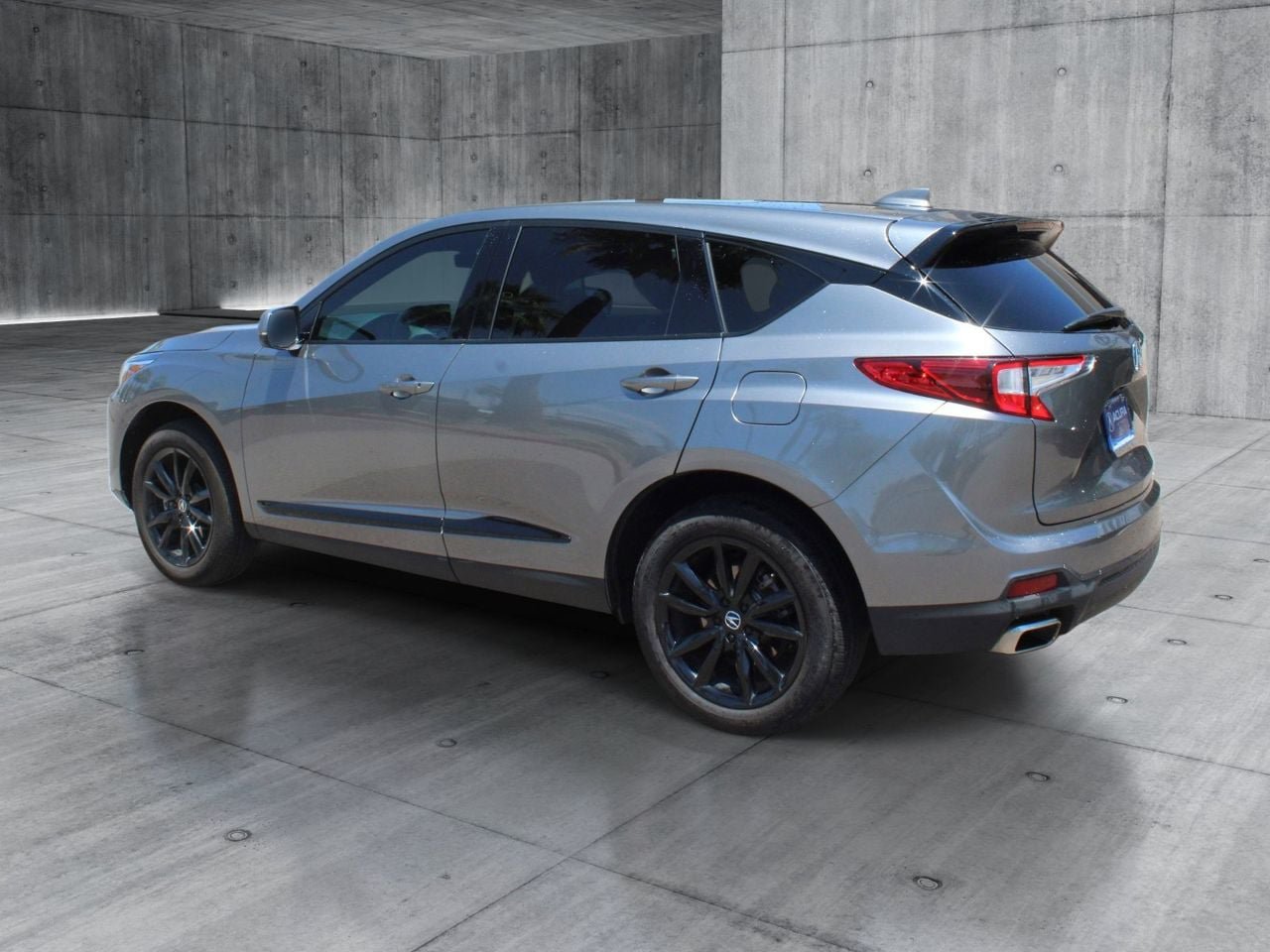 Certified 2025 Acura RDX SH-AWD image 3