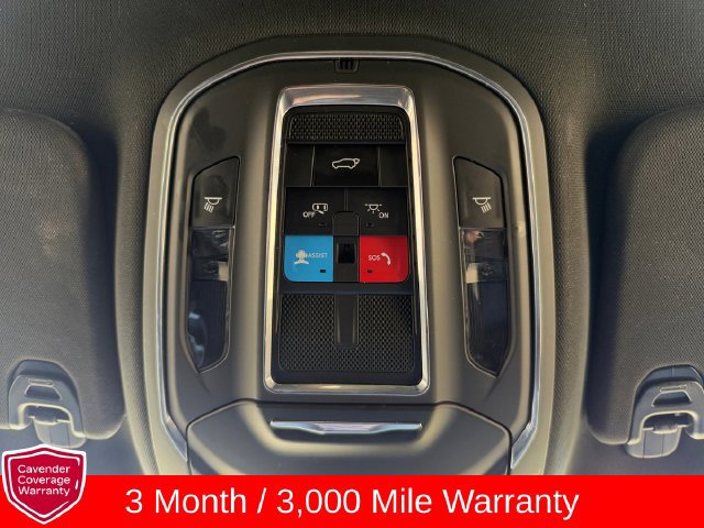 Used 2024 Jeep Wagoneer L Series II w/ Flexible Seating Group RWD image 7