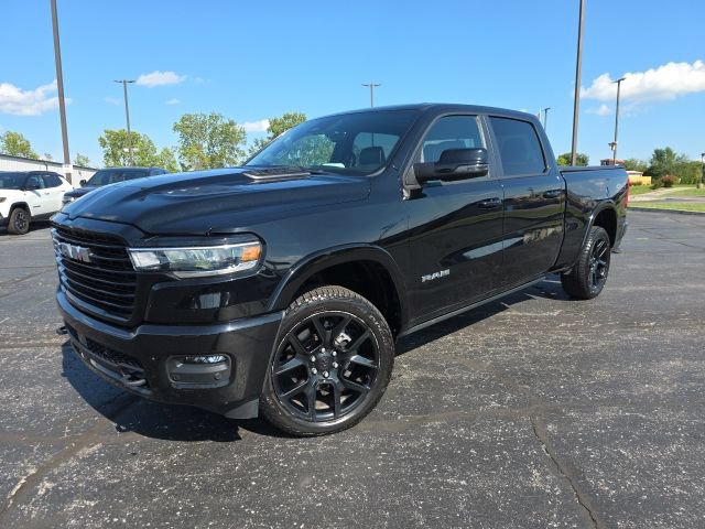 Used 2025 RAM 1500 Laramie w/ Advanced Safety Group II AWD/4WD image 2