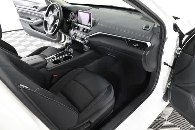 Used 2019 Nissan Altima 2.5 SV image 9