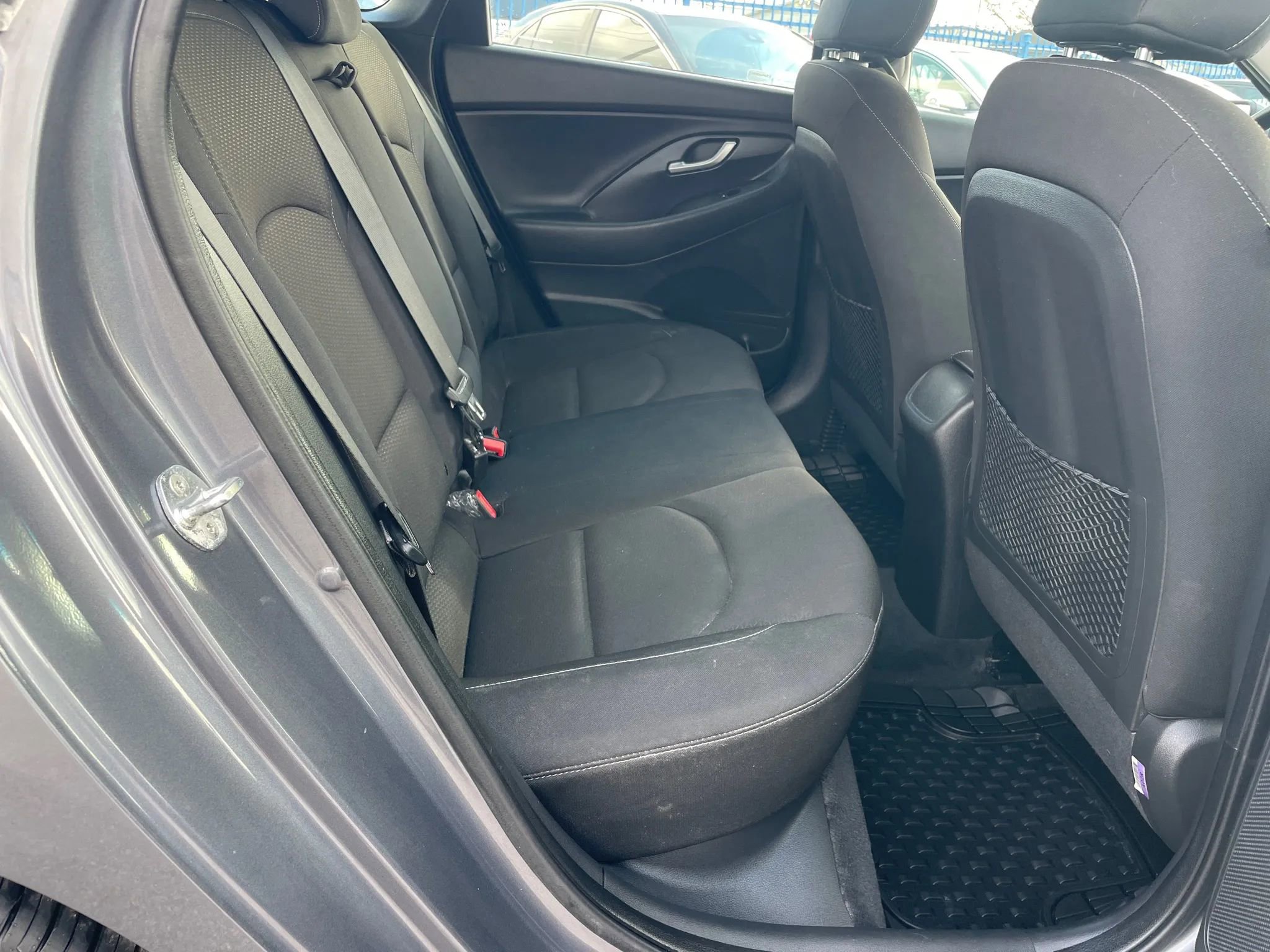 Used 2019 Hyundai Elantra GT FWD image 13