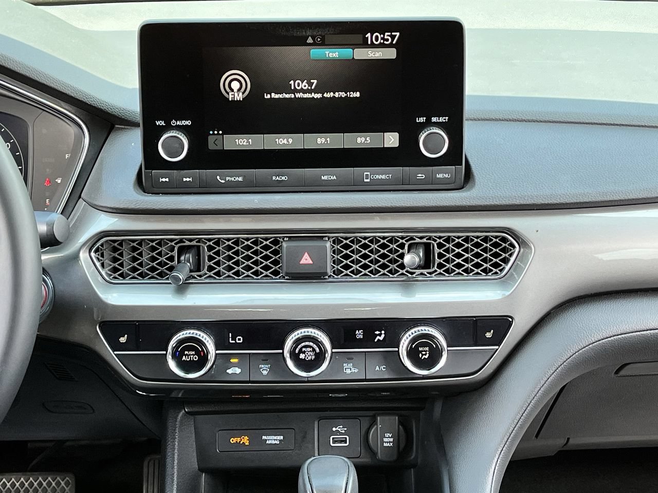 Used 2025 Acura Integra FWD image 11