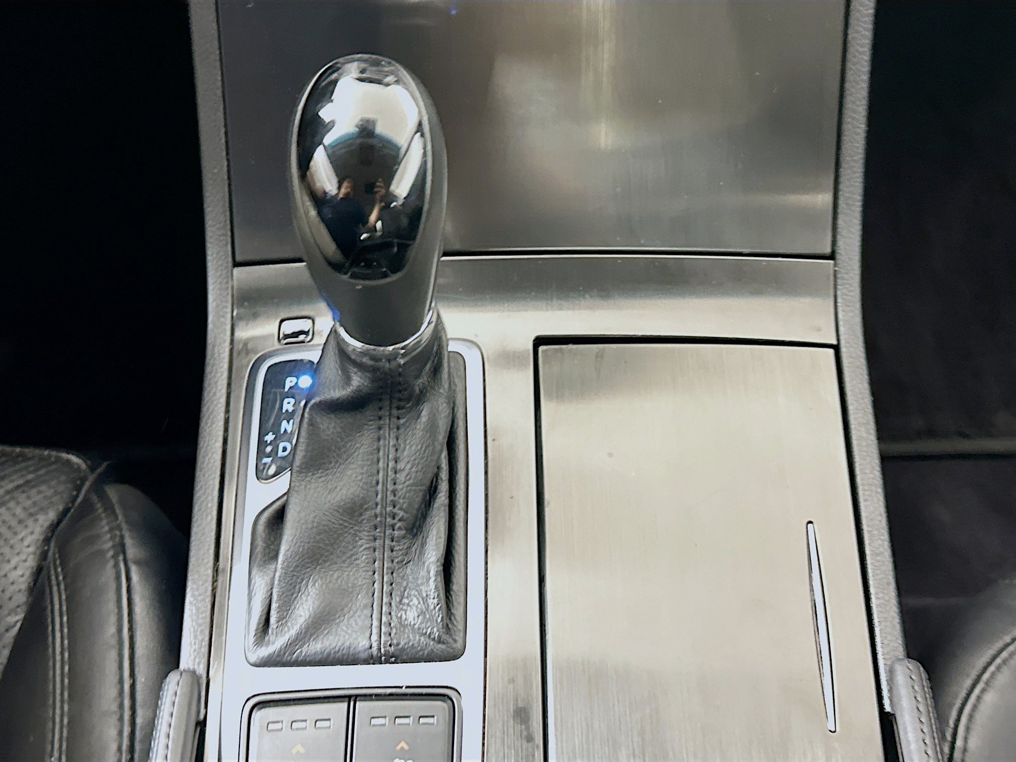 Used 2016 Hyundai Azera FWD image 24