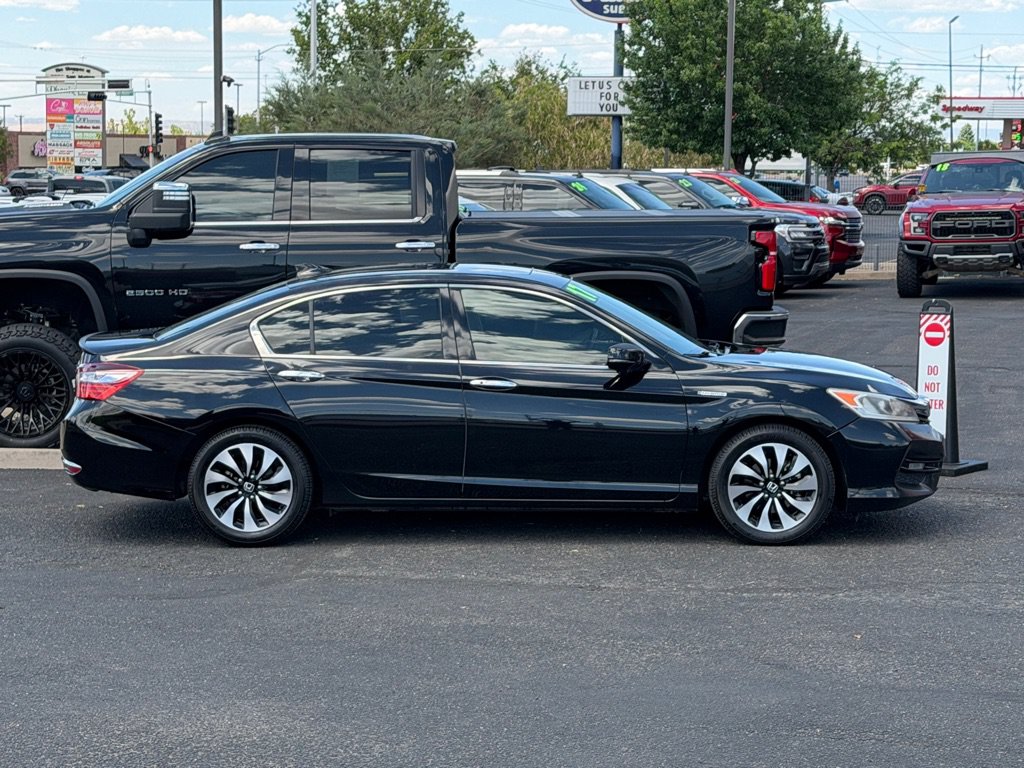 Used 2017 Honda Accord EX-L image 3