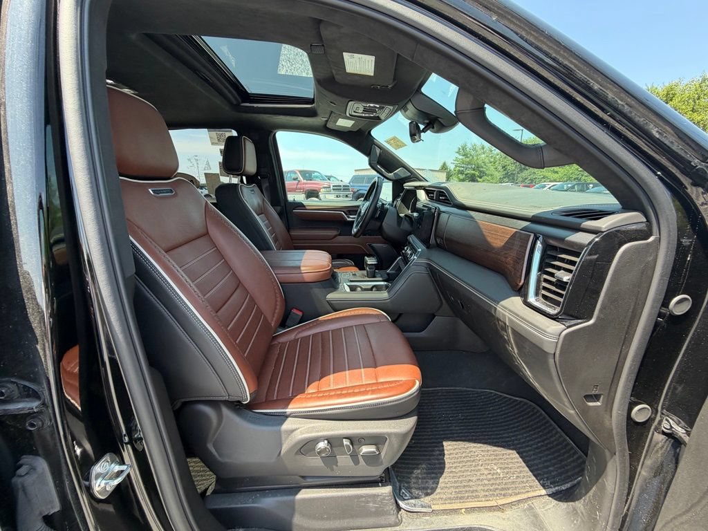 Used 2025 GMC Sierra 1500 Denali Ultimate AWD/4WD image 13