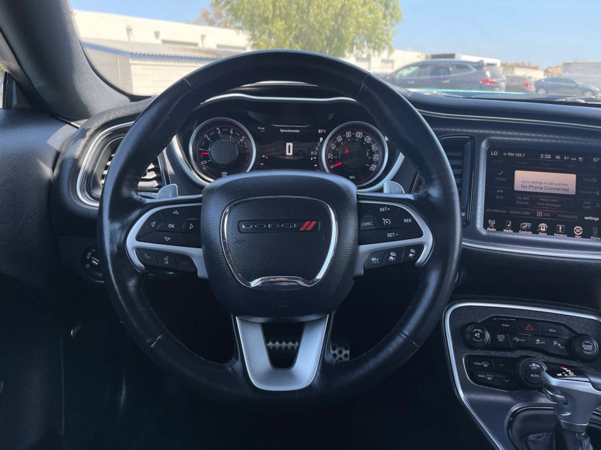 Used 2016 Dodge Challenger R/T Scat Pack w/ Leather Interior Group RWD image 24