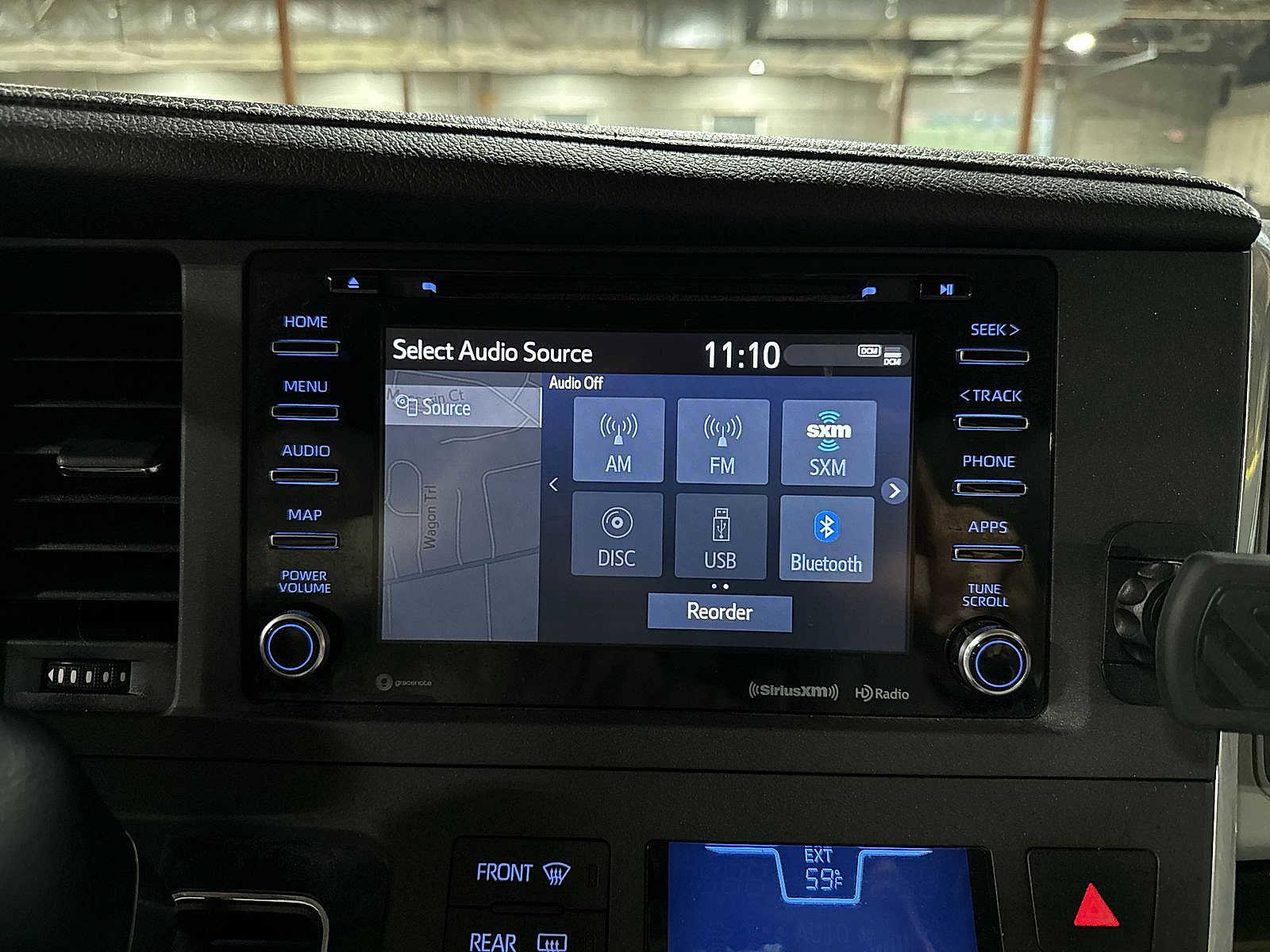 Used 2018 Toyota Sienna XLE w/ XLE Navigation Package image 22